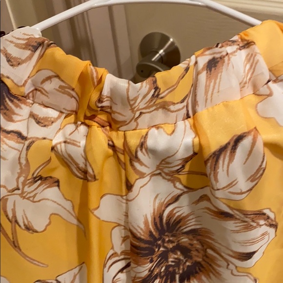 Skirt - Picture 3 of 3